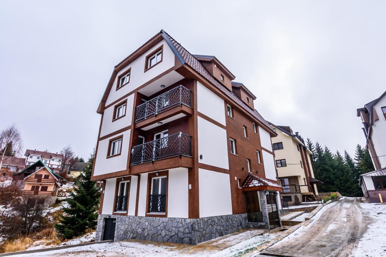 Apartmani “Lazar” I “Lena” كوباونيك المظهر الخارجي الصورة