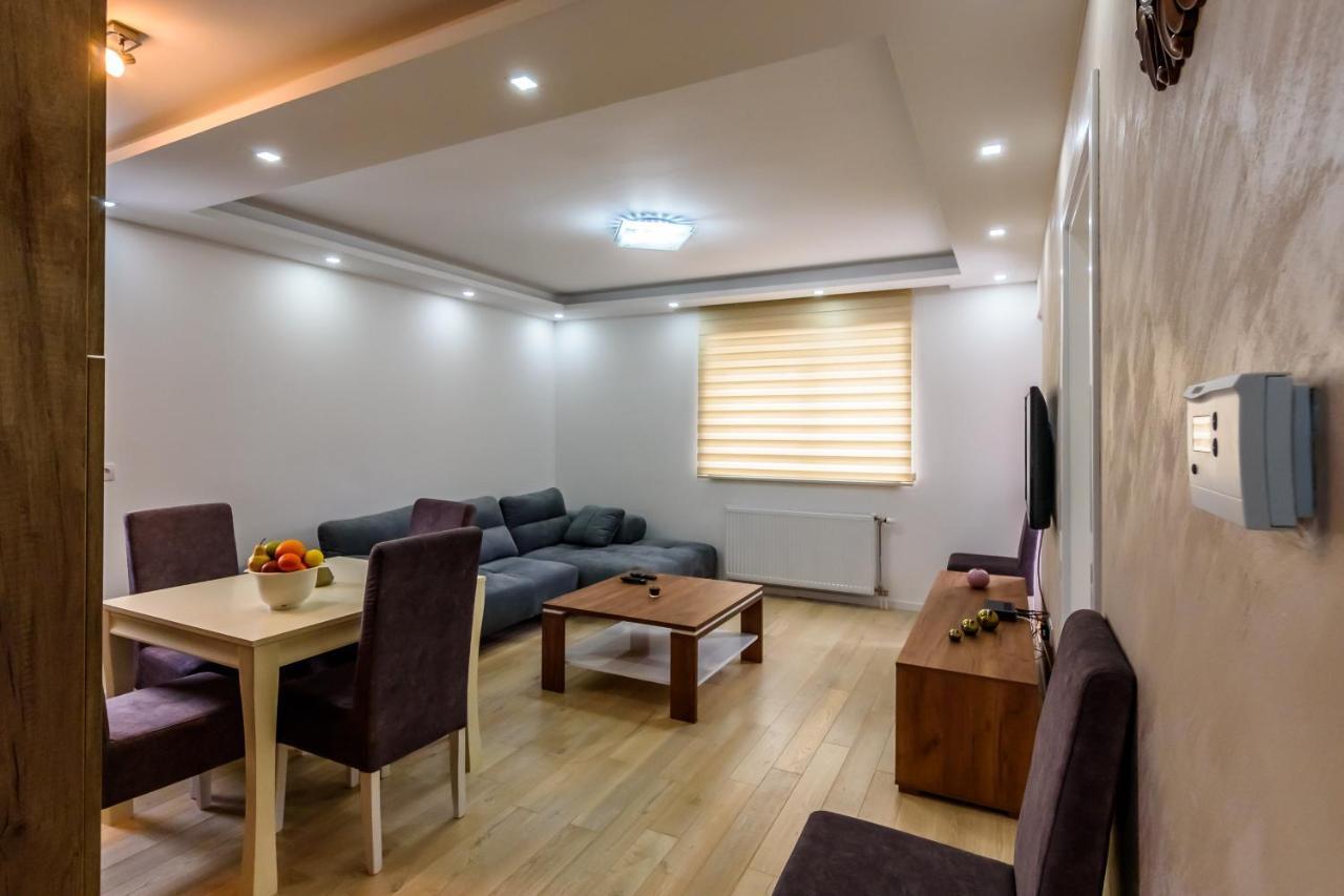 Apartmani “Lazar” I “Lena” كوباونيك المظهر الخارجي الصورة